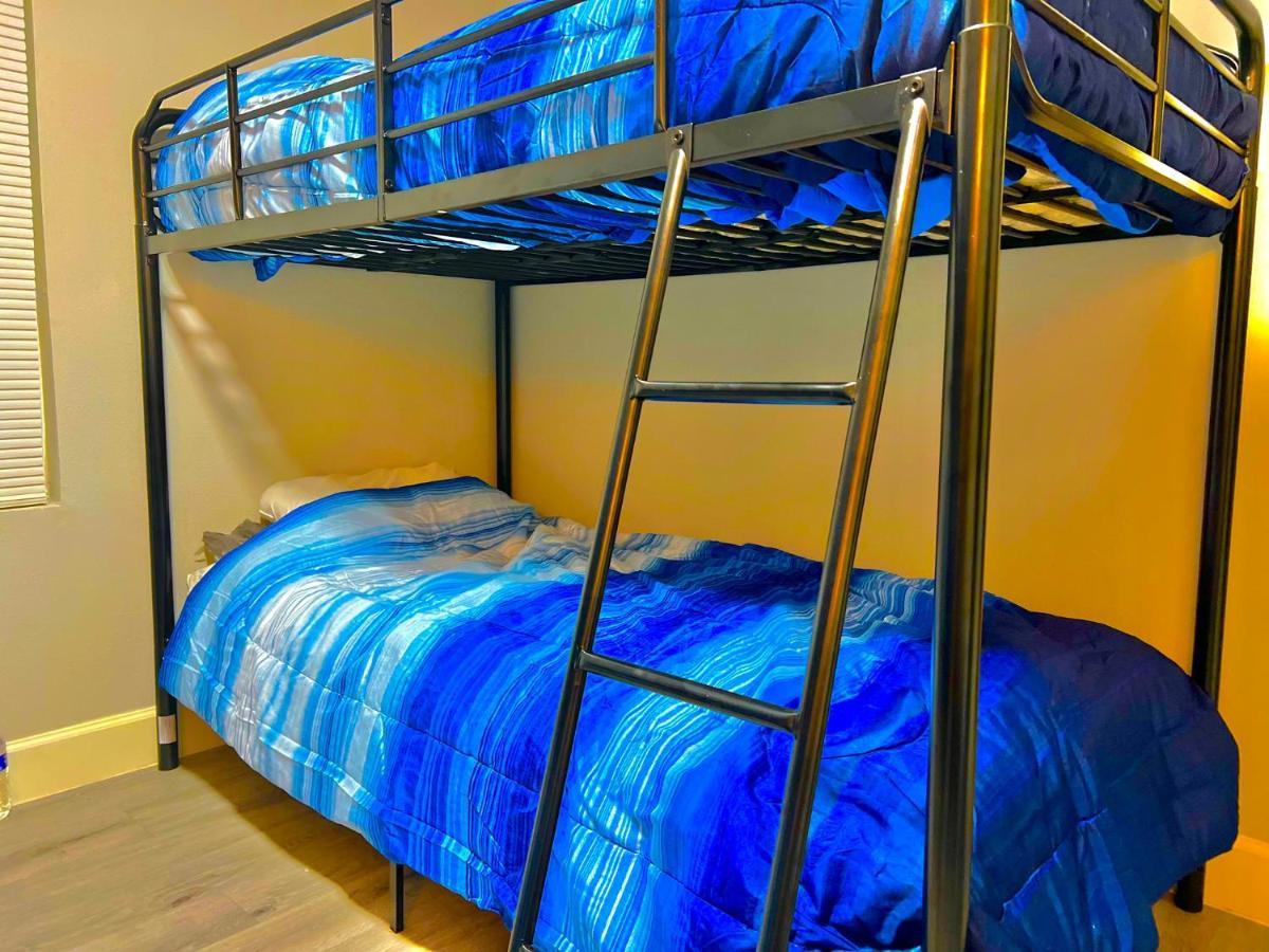 Stop Inn Stay Hostel Houston Buitenkant foto